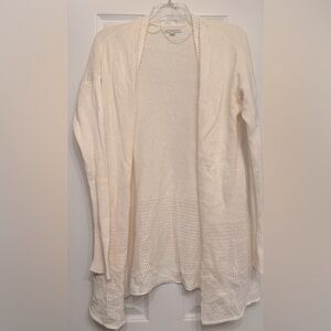 American Eagle Lightweight Sweater